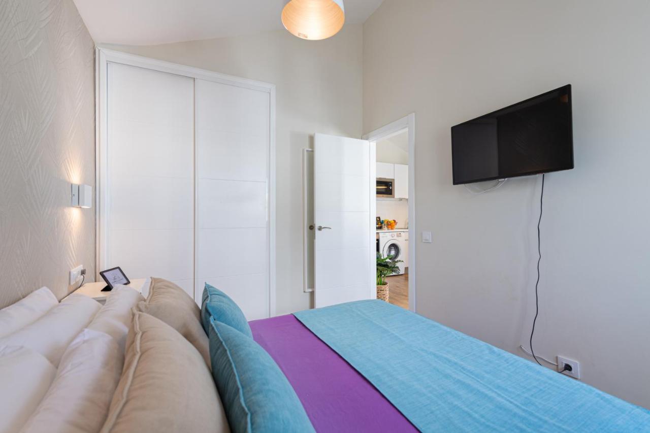 Homeforguest Modern And New Beachfront Apartment La Oliva Eksteriør billede